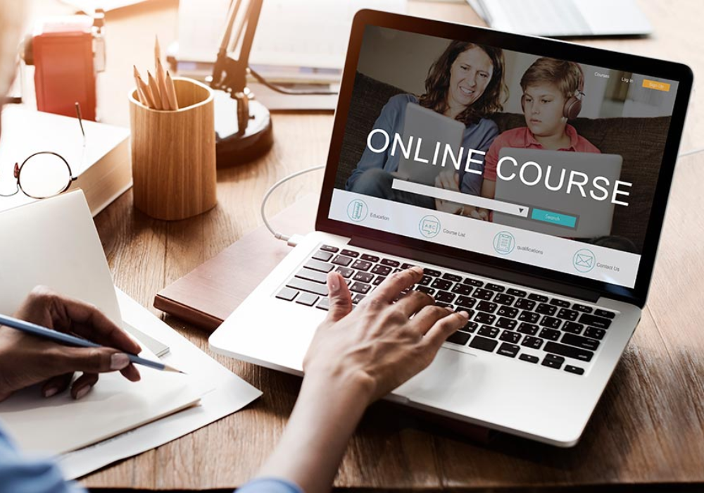 What is an Online Course?